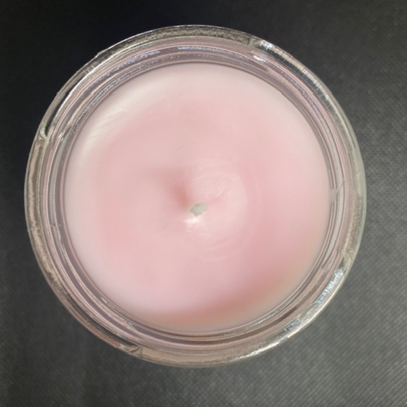 Pink Sands Scented Candle 8 oz - Picture 1 of 2